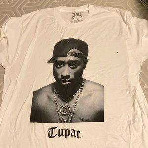 Tupac unisex t-shirt / large